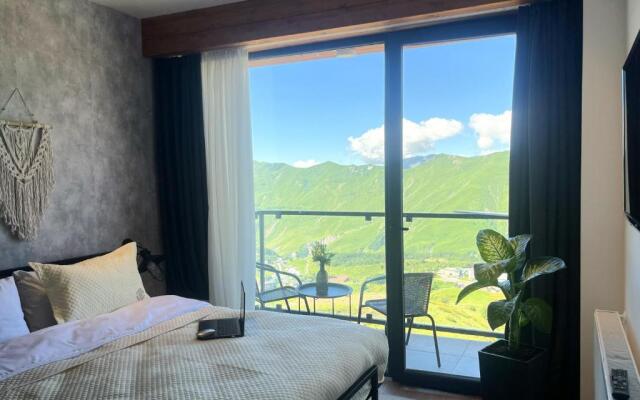 Stuning views on mountains, gudauri