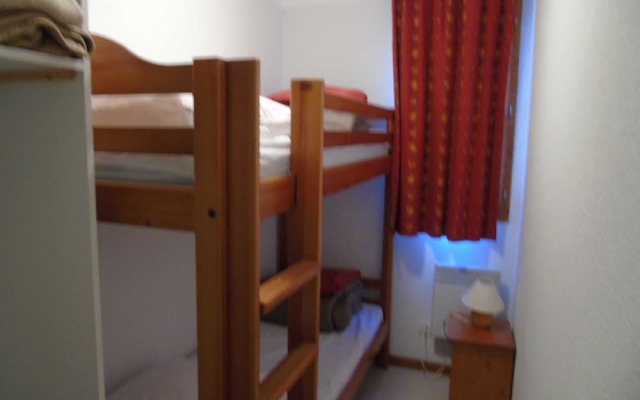 Lou Services Apartment G22 LSI 001