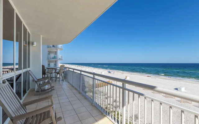 LUXURY Penthouse Style Condo 2