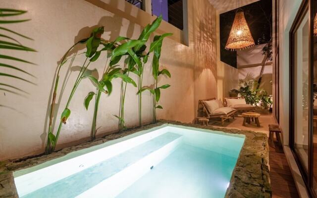 Azalea 5 Condos 8BR 23 PPL  Private Pool