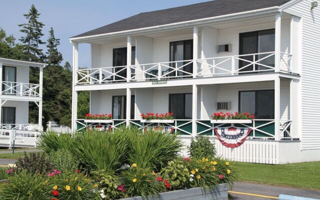 Bluebird Ocean Point Inn