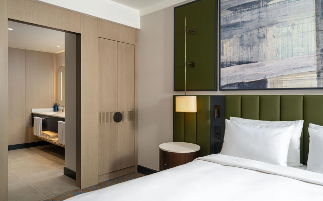 Radisson Blu Leogrand Hotel - Image 4