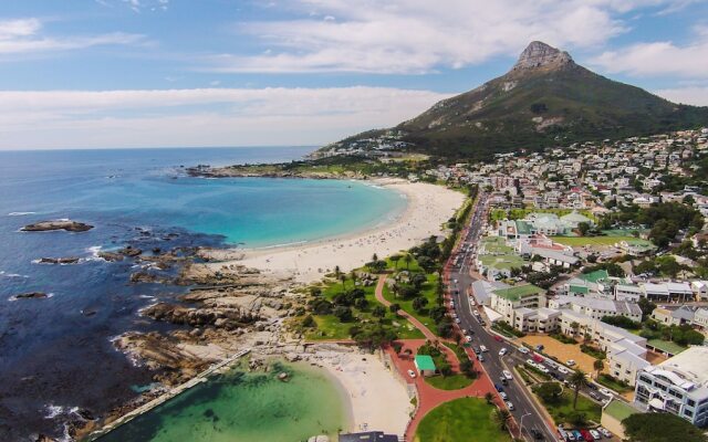 Studio in Camps Bay - 40m From Beach