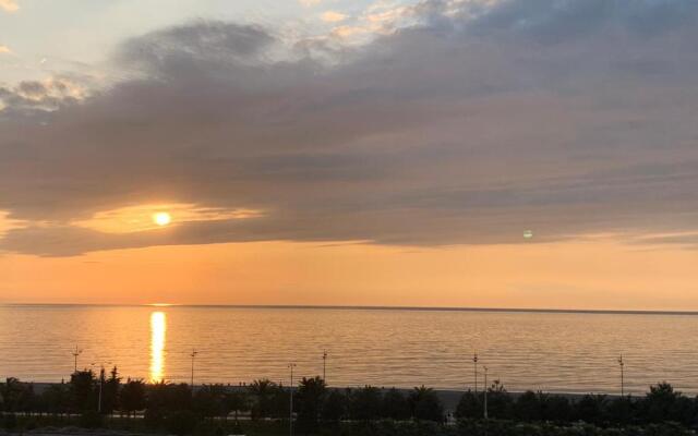 Sea wiev & Sunset - Bacho's Apartment