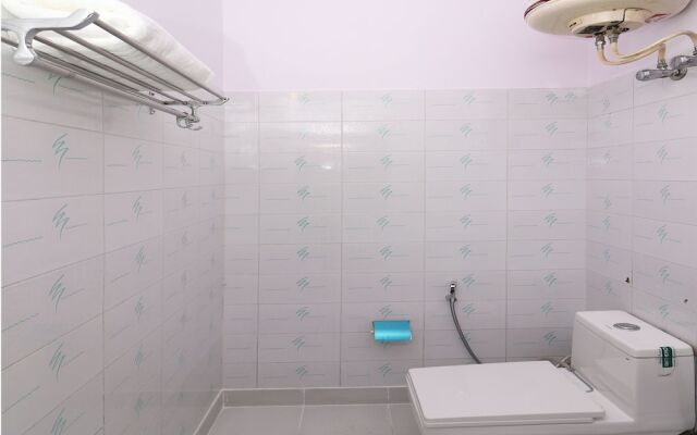 OYO 12068 Sunder Residency
