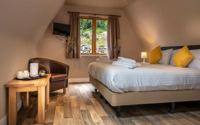 The Poltimore Inn