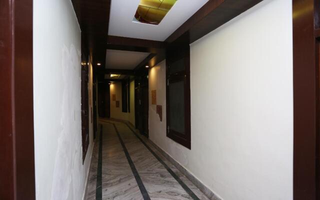 OYO 35366 Hotel Shiv Murti