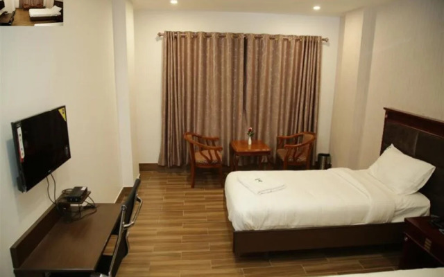 Hotel Shanthi Inn Grand