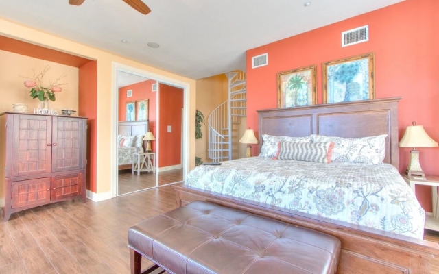 Bayway Luxury Townhome 4 Bedroom Townhouse by RedAwning