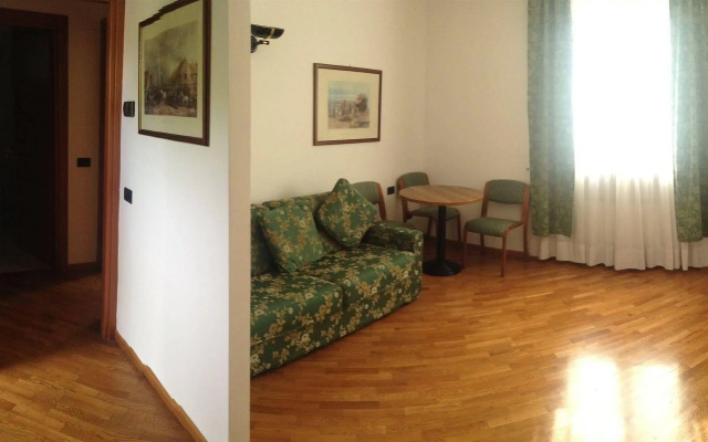 Rege Residence Milano Linate