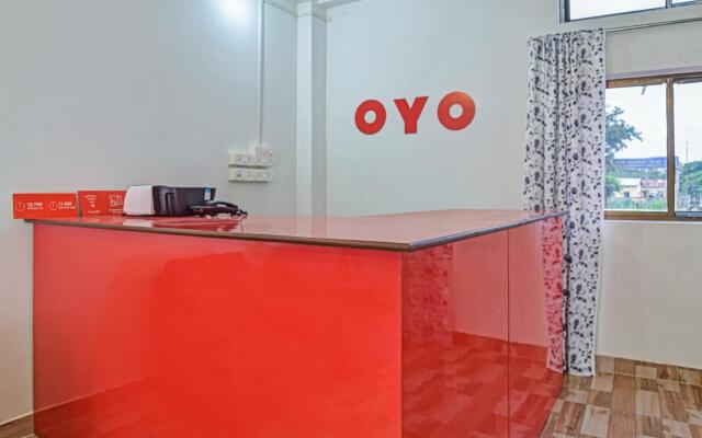 OYO Flagship 79490 Jp Guest House