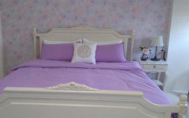 Iris Country House