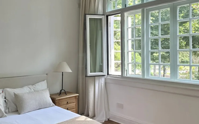 Shanghai Hills& Art Suite 17