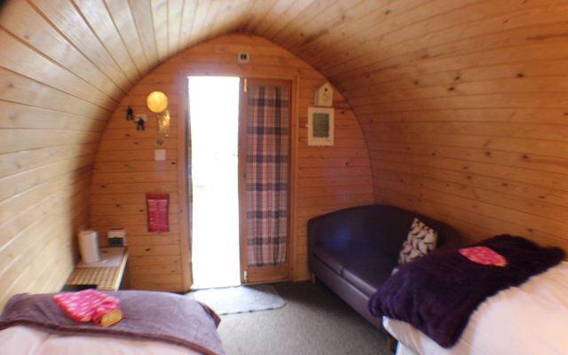 The Little Hide - Grown Up Glamping