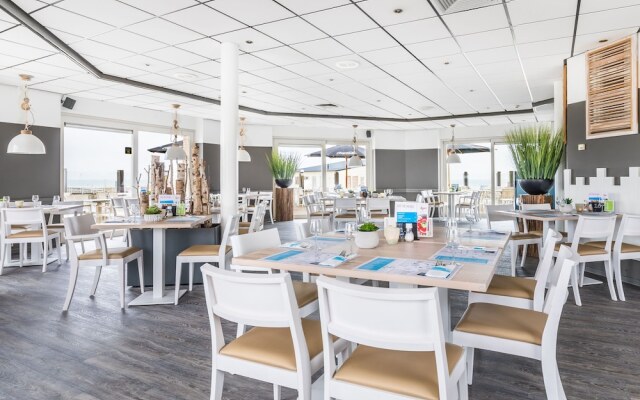 Luxury Chalet Near Beach