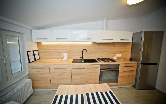 Sisters Lodge Hostel