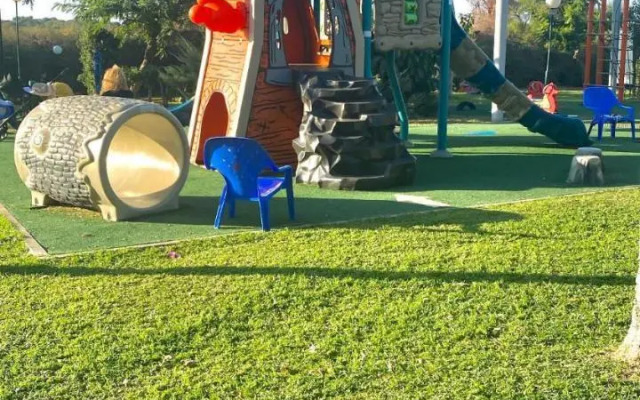 יולי גולף