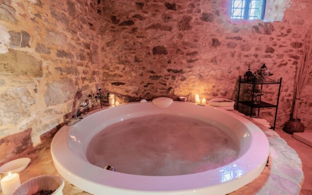 Gran Burrone Castle in Borgo a Mozzano