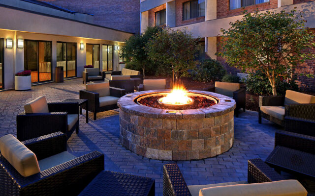 Courtyard by Marriott Hartford Cromwell