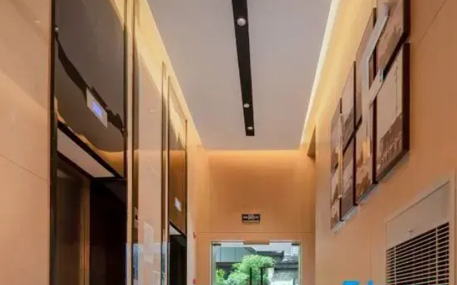 Yast International Hotel