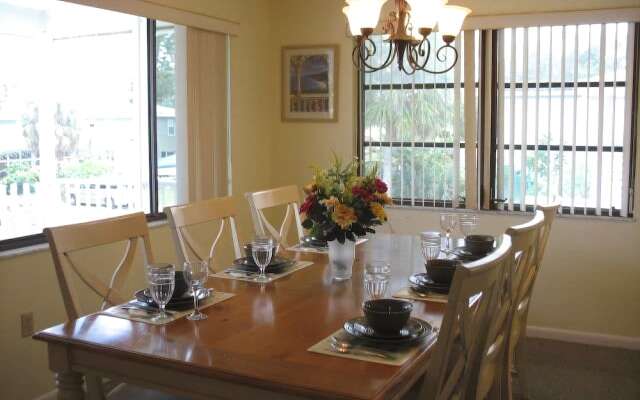 Alecassandra 3 by Wagner Realty
