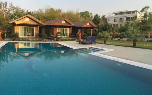 Monmhai Resort