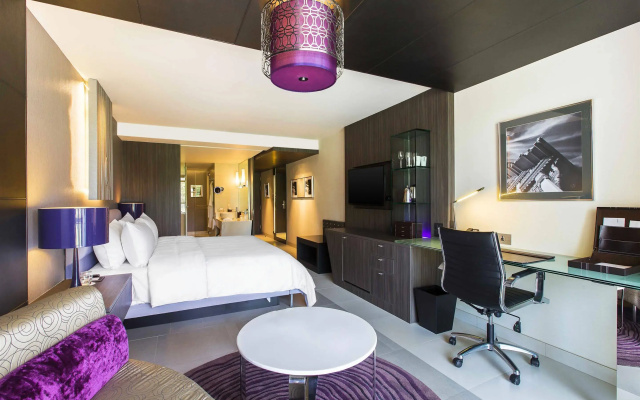 Hilton Bangkok Suvarnabhumi Golf Resort & Spa