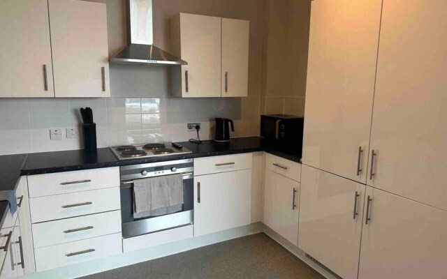 Cosy, Comfy 2 Bed Apartment Canary Wharf