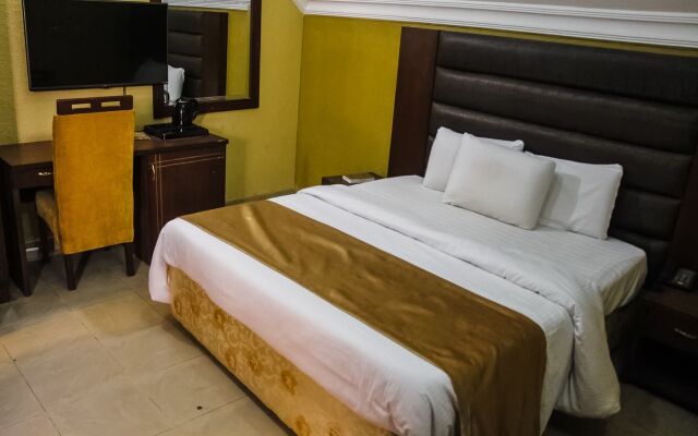 Banex Apartments
