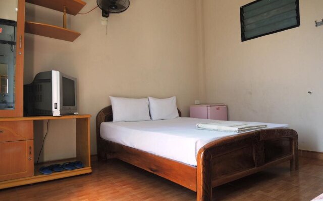 An Hung Lakeview Hotel
