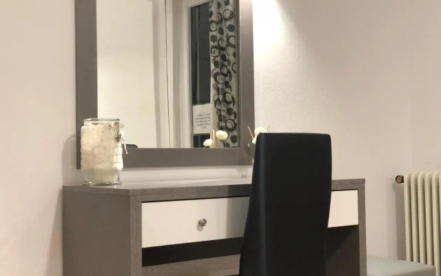Athenaeum Acropolis Residence 1min to Museum