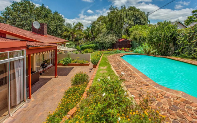 Chalet no. 2 Petunia