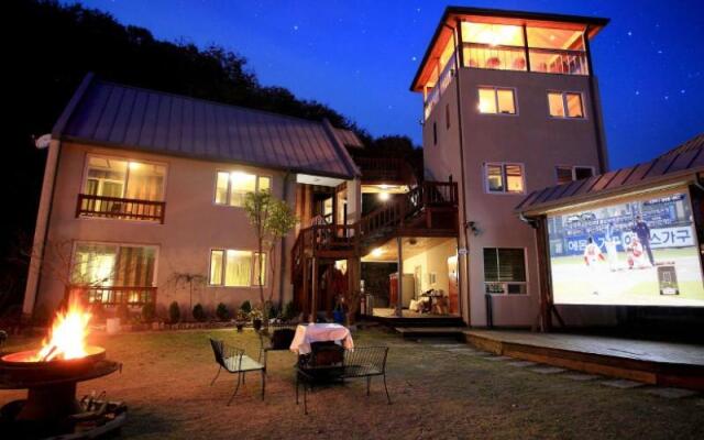 Gapyeong Duke House Pension