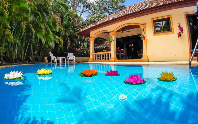 Coconut Paradise Villas
