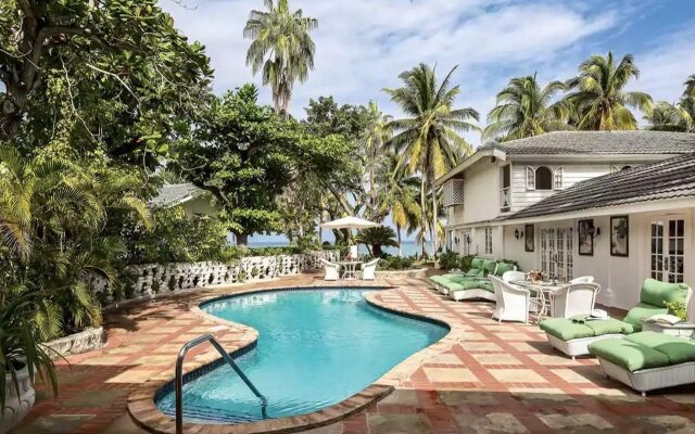 Half Moon Hotel