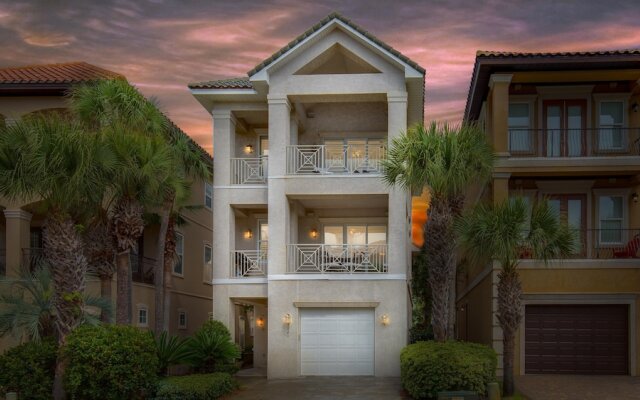 Sea Pearl (S) - 4BR 4.5BA - (13)