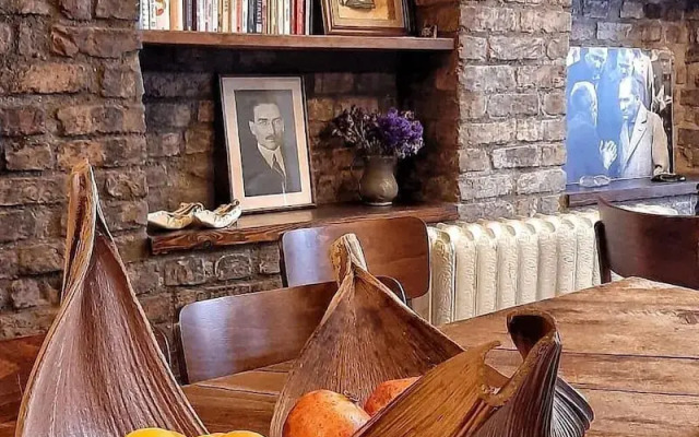 Maria Balat Hotel