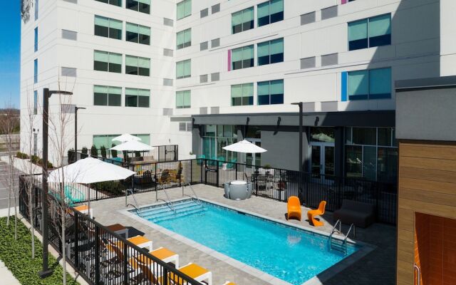 Aloft Knoxville West