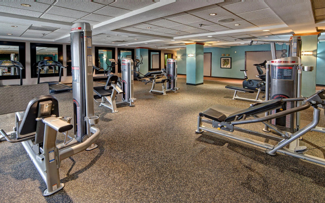 Clarion Hotel & Suites Conference Center Memphis Airport
