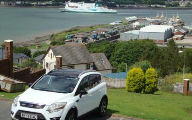 Lakeland Guest House