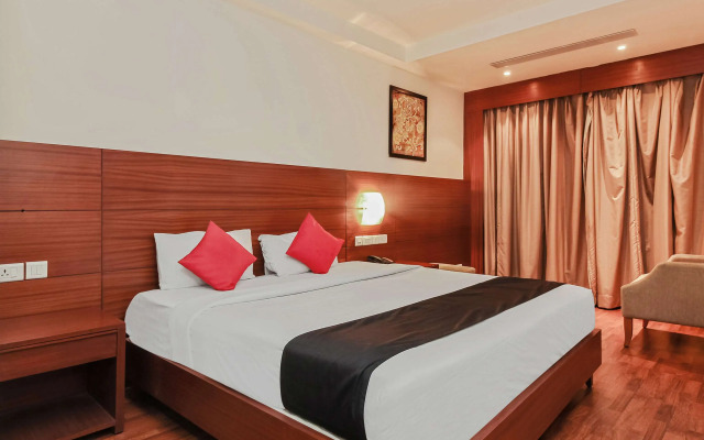 Hotel Lake View by OYO Rooms