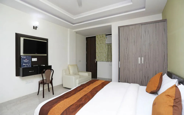 OYO 10581 Platinum Residency