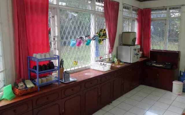 Villa Lembang Asri R3