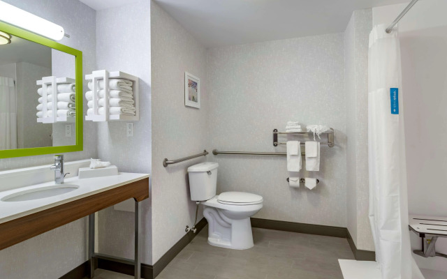 Hampton Inn & Suites by Hilton Edmonton/West