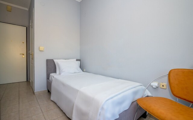 Le Petit 1 Bed Apartment in Orestiada