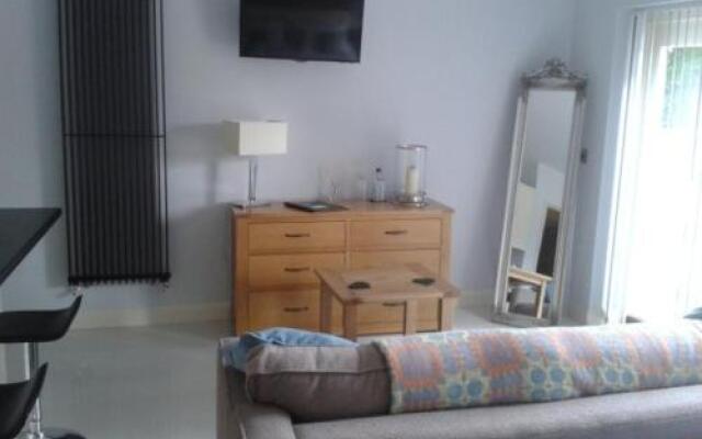Plas Y Dderwen Bed and Breakfast