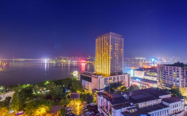 Wuxuan · Suhe High altitude River View Hotel (Wanzhou Wanda Plaza Branch) – Outside – Chongqing