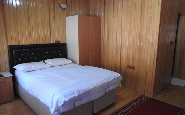 Zengin Motel