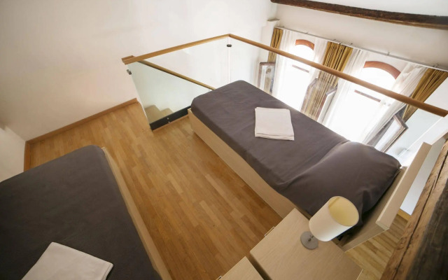 Sunny Terrace Hostel
