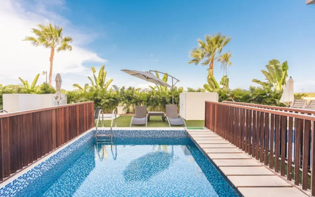 Apartment With Private Pool w 2br in cap Cana